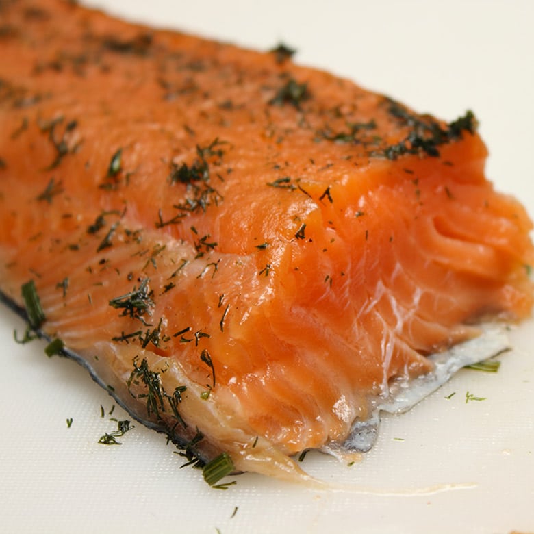 salmon marinado gravlax detalle salmon marinado gravlax detalle