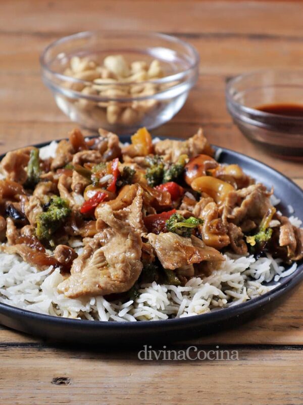 Salteado de pollo al estilo oriental