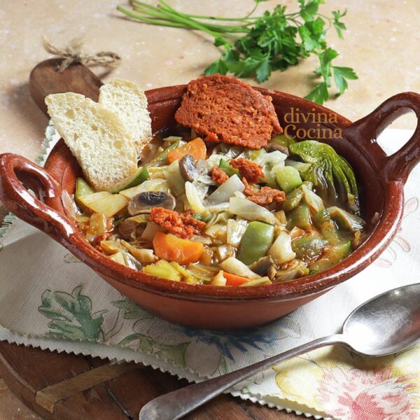 Sopas mallorquinas de pan y verduras