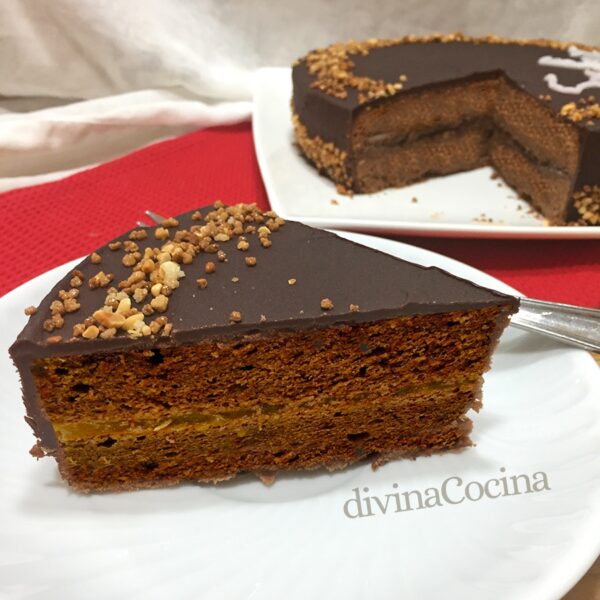 Tarta Sacher (Sachertorte)