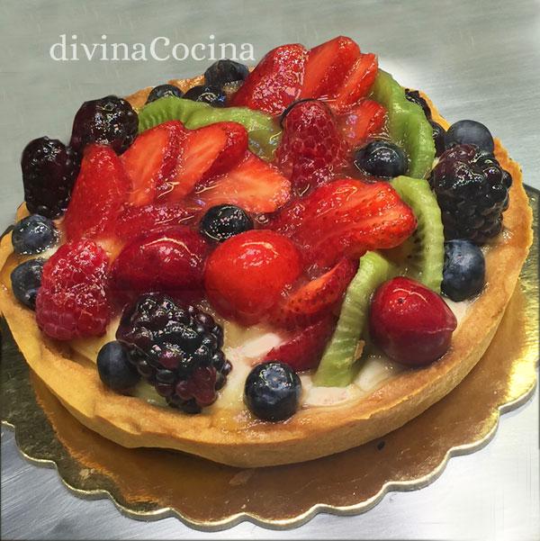 tarta de crema con frutas