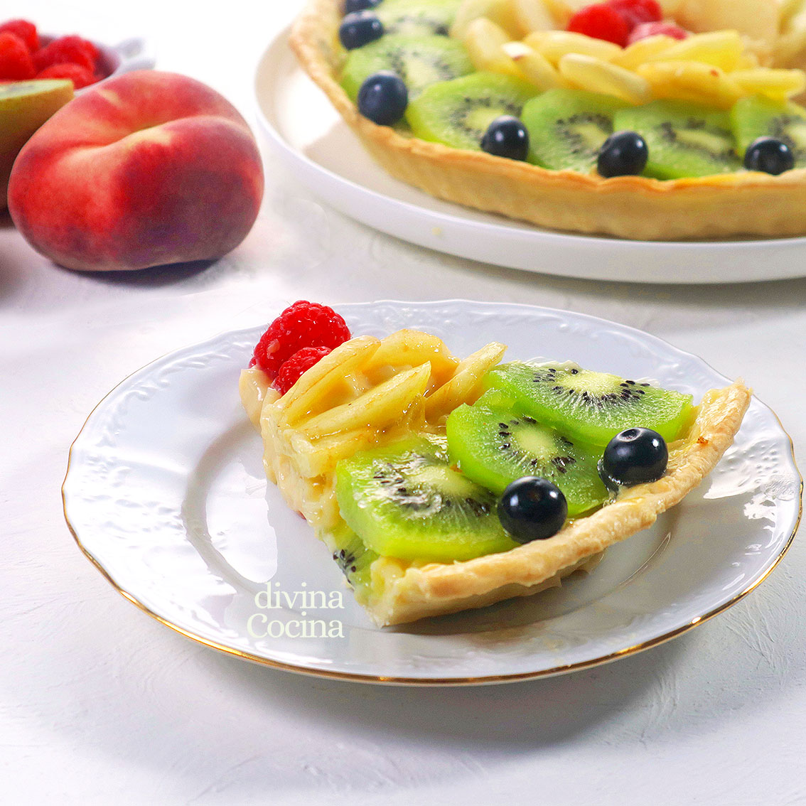 tarta de crema y frutas