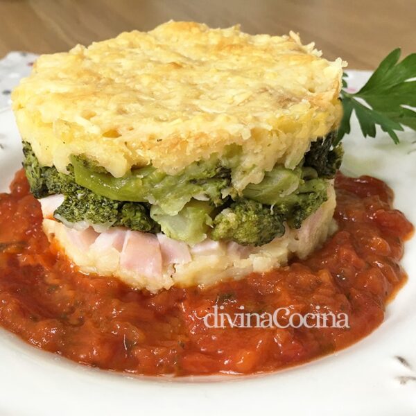 Timbal de brocoli y patatas gratinado