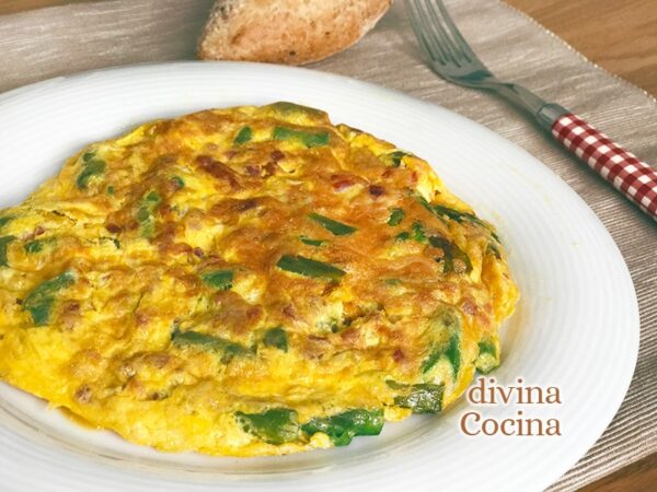 Tortilla de espárragos con jamón