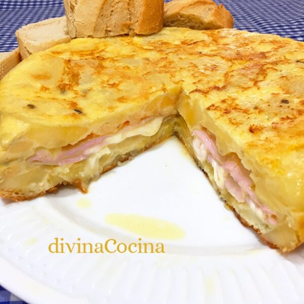 Tortilla de patatas, jamón y queso
