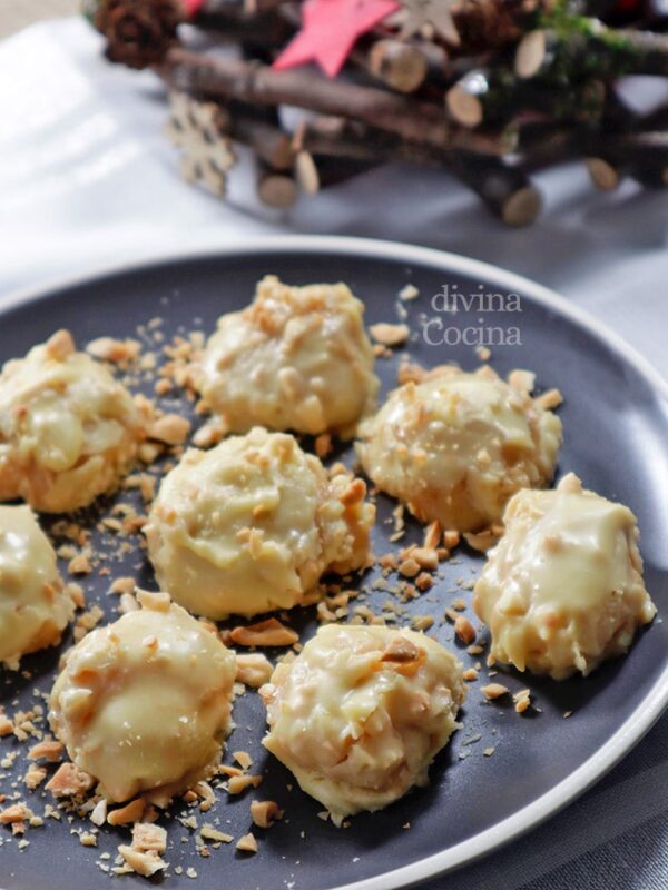 Trufas de turrón y chocolate