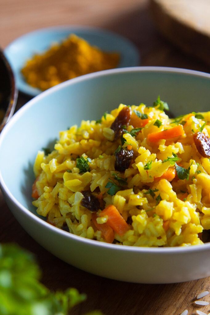 Plato de arroz al curry