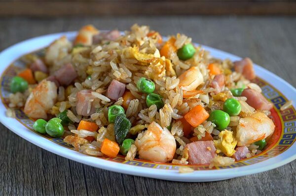 Arroz frito tres delicias