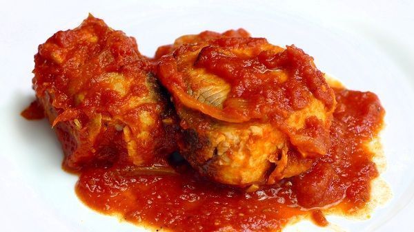 BONITO CON TOMATE JUGOSO