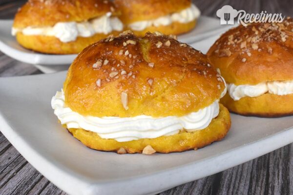 Bollitos de boniato con nata