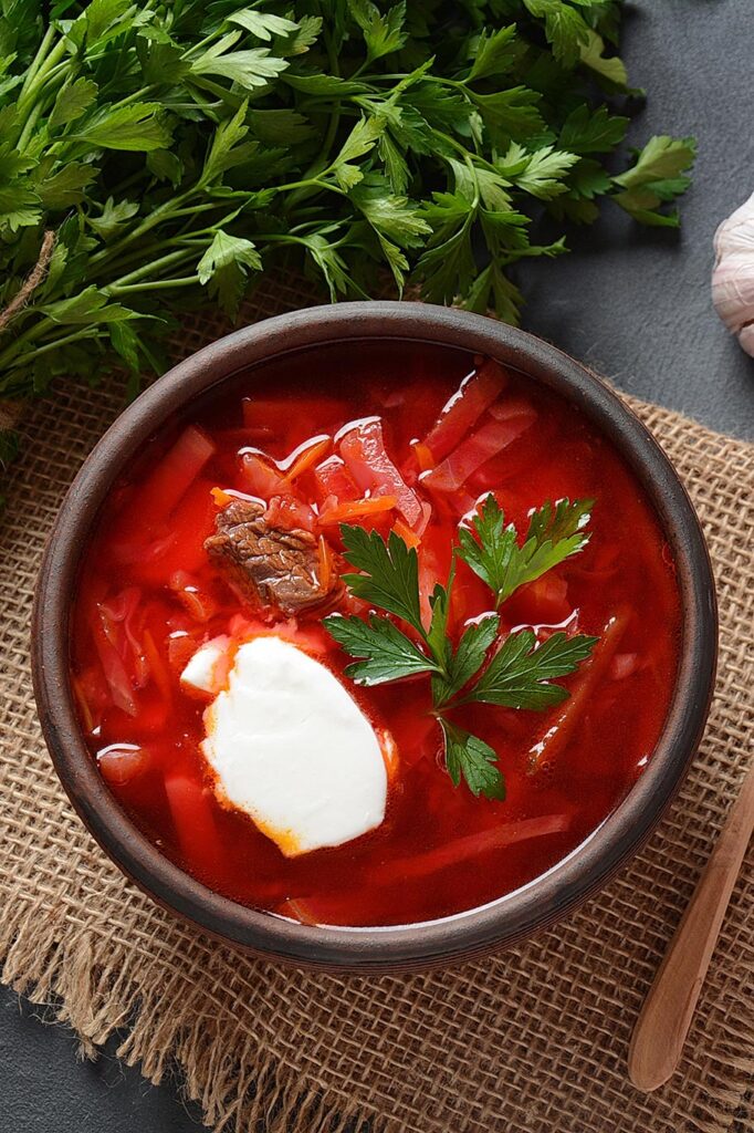 Cuenco con sopa Borsch