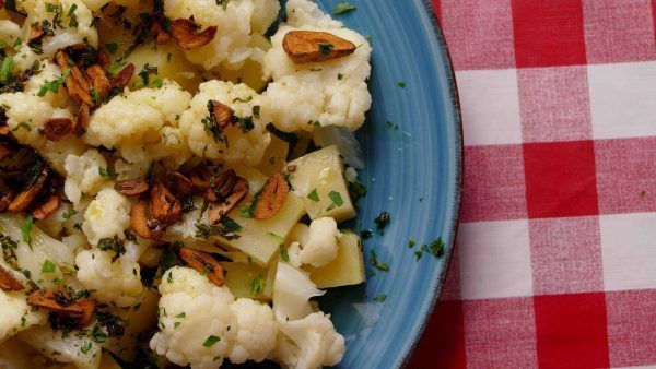 COLIFLOR COCIDA CON PATATAS