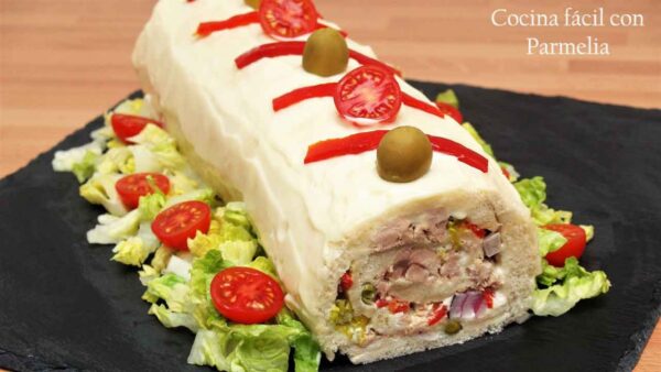 Enrrollado de sándwich de atún