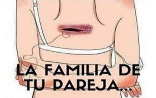 La Policía llega para investigar el llanto desconsolado de una pareja de ancianos después de escuchar unos gritos