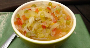 La sopa de col: una aliada en tu camino hacia la pérdida de peso saludable