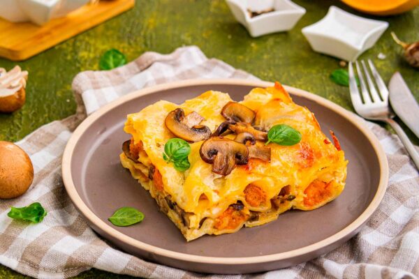 Lasaña con calabaza y champiñones