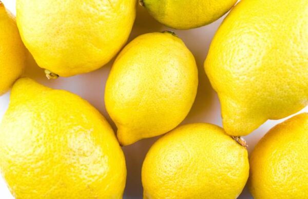 Limones grandes y jugosos, el truco de la abuela es infalible