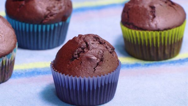 MAGDALENAS DE CHOCOLATE CASERAS