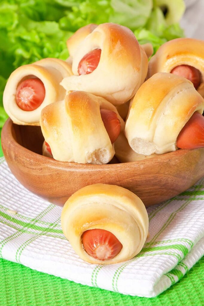 Mini salchichas envueltas