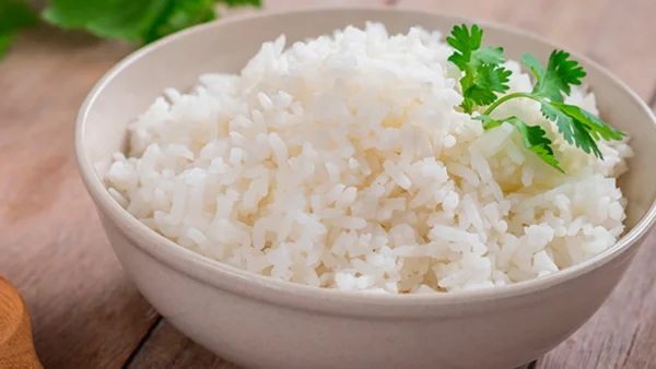 ¿Por qué no debes lavar el arroz antes de cocinarlo?