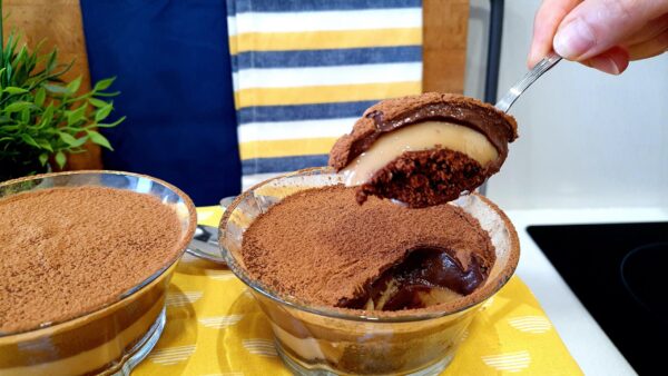 Postre frío de caramelo y chocolate SIN HORNO