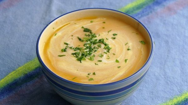 CREMA DE COLIFLOR ZANAHORIA Y PATATAS