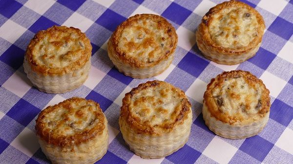 VOLOVANES RELLENOS DE BOLETUS