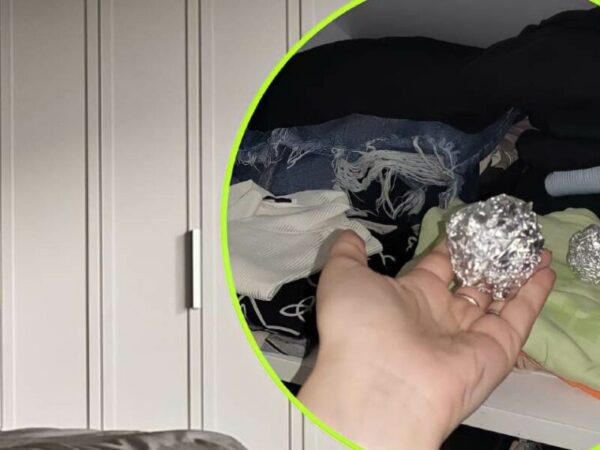 2 BOULES DE PAPIER D’ALUMINIUM DANS L’ARMOIRE, VOUS NE POUVEZ PAS IMAGINER CE QUI ARRIVE AUX VÊTEMENTS : INCROYABLE