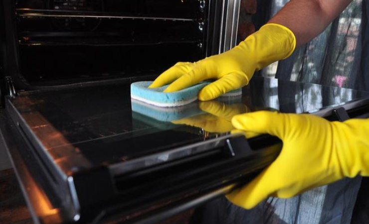 Reinigen des Ofens