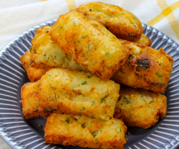 Beignets au fromage : croustillants et savoureux à préparer en un instant !