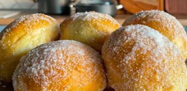 Bomboloni au four : la recette de beignets moelleux et savoureux