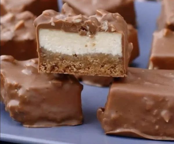 Bouchées de Cheesecake Maison : Une Explosion Gourmande en Bouche!