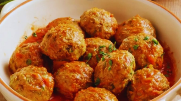 Boulettes de lentilles et carottes, la recette parfaite pour un repas délicieux et sain.