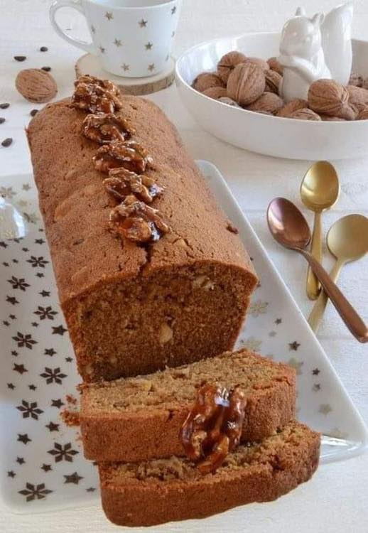 CAKE AU CAFÉ ET AUX NOIX