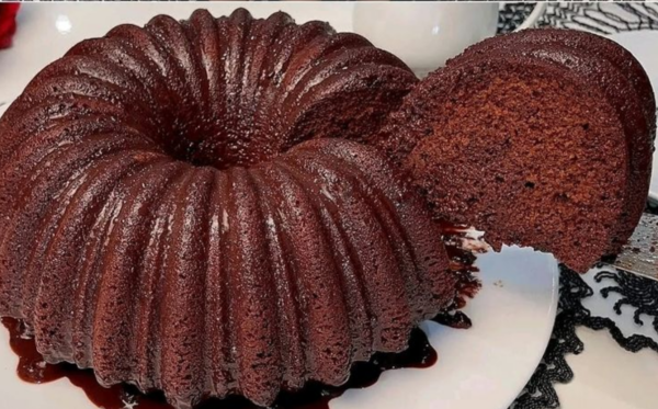 CAKE AU CHOCOLAT