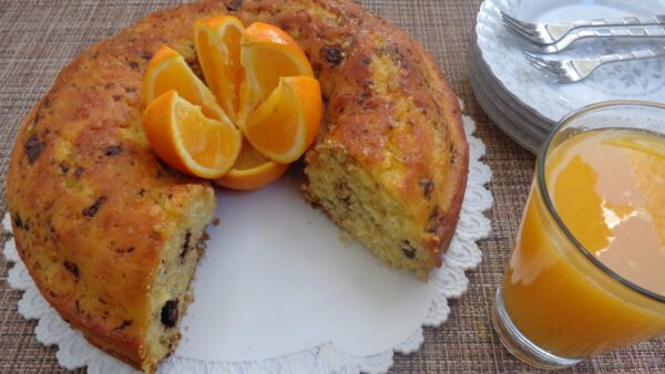 Cake à l’orange moelleux aux pépites de chocolat