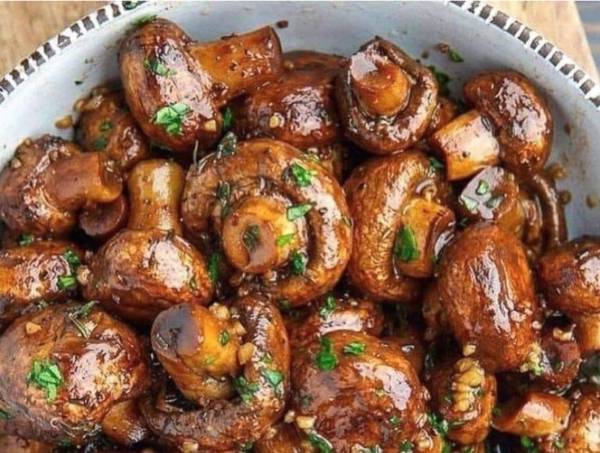 Champignons à l’ail rôti