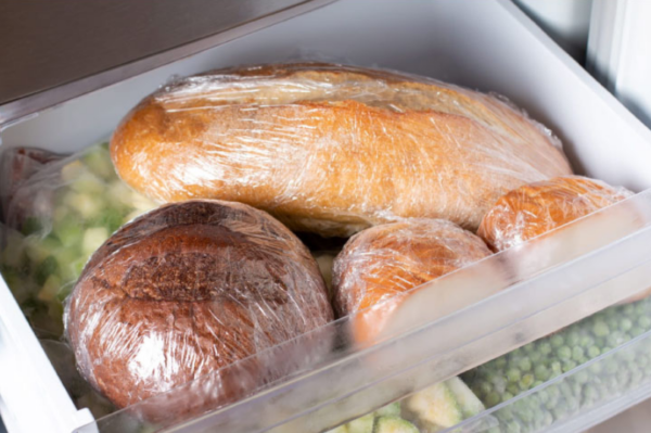 Congeler son pain et le retrouver hyper croustillant : c’est possible si on respecte ces 3 points importants