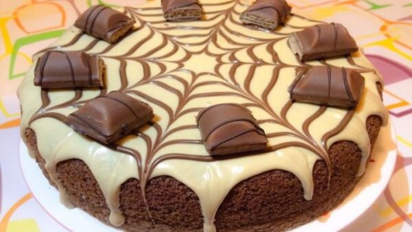 Délicieux Gâteau Kinder Bueno : Une Douce Tentation à Déguster