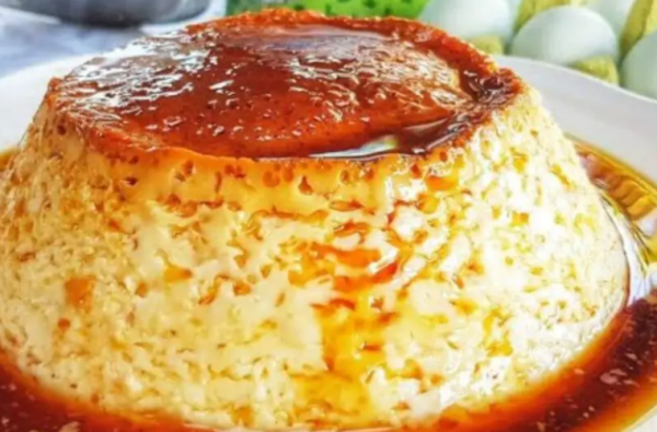 Flan aux œufs très pas cher, SANS FOUR et avec seulement 3 ingrédients
