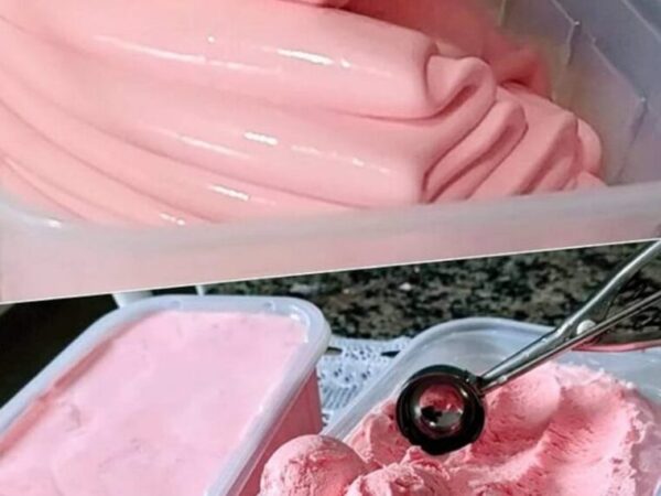 GLACE AUX FRAISES MAISON