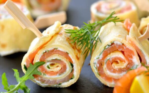 Galettes de saumon roulées avec fromage frais