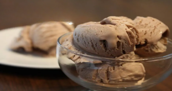 Glace au chocolat maison – Recettes Faciles !