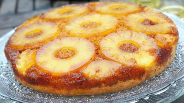 Gâteau Renversé à l&rsquo;Ananas : Une Recette Facile pour un Délice Moelleux