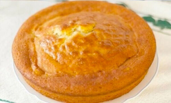 Gâteau au Yaourt 4 Ingrédients : Tout le Monde va Adorer !