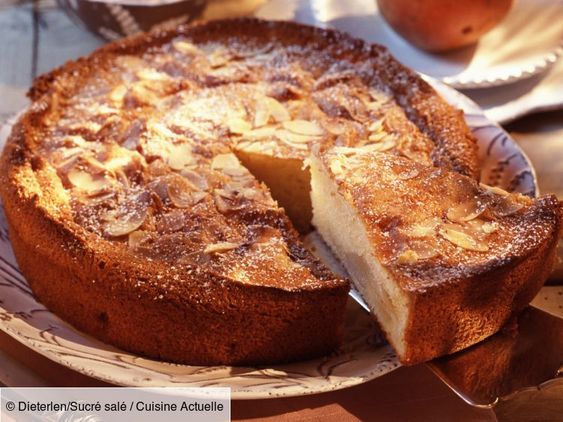 Gâteau au yaourt poires amandes
