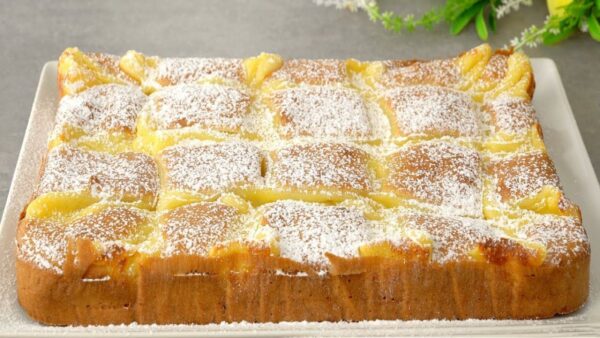 Gâteau aux pommes et à la crème – gâteau prêt en 5 minutes, seulement 180 Kcal !