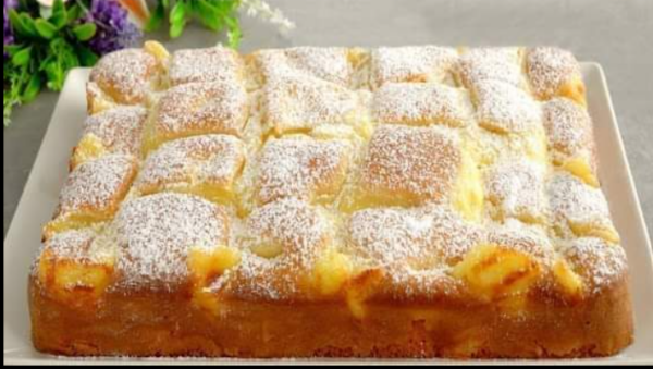 Gâteau aux pommes et à la crème – gâteau prêt en 5 minutes, seulement 180 Kcal !