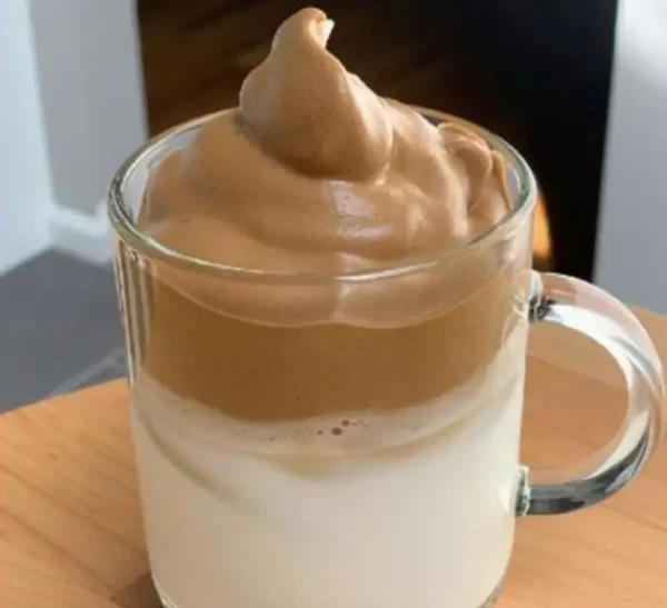 La Magie du Café Dalgona : Un Voyage Sensoriel Envoûtant