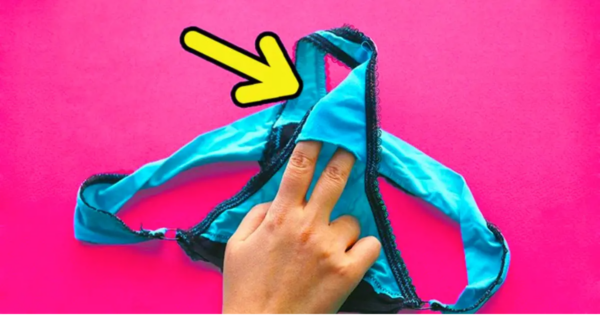 La plupart des culottes ont une petite poche en bas et vous ne savez probablement pas à quoi elle sert